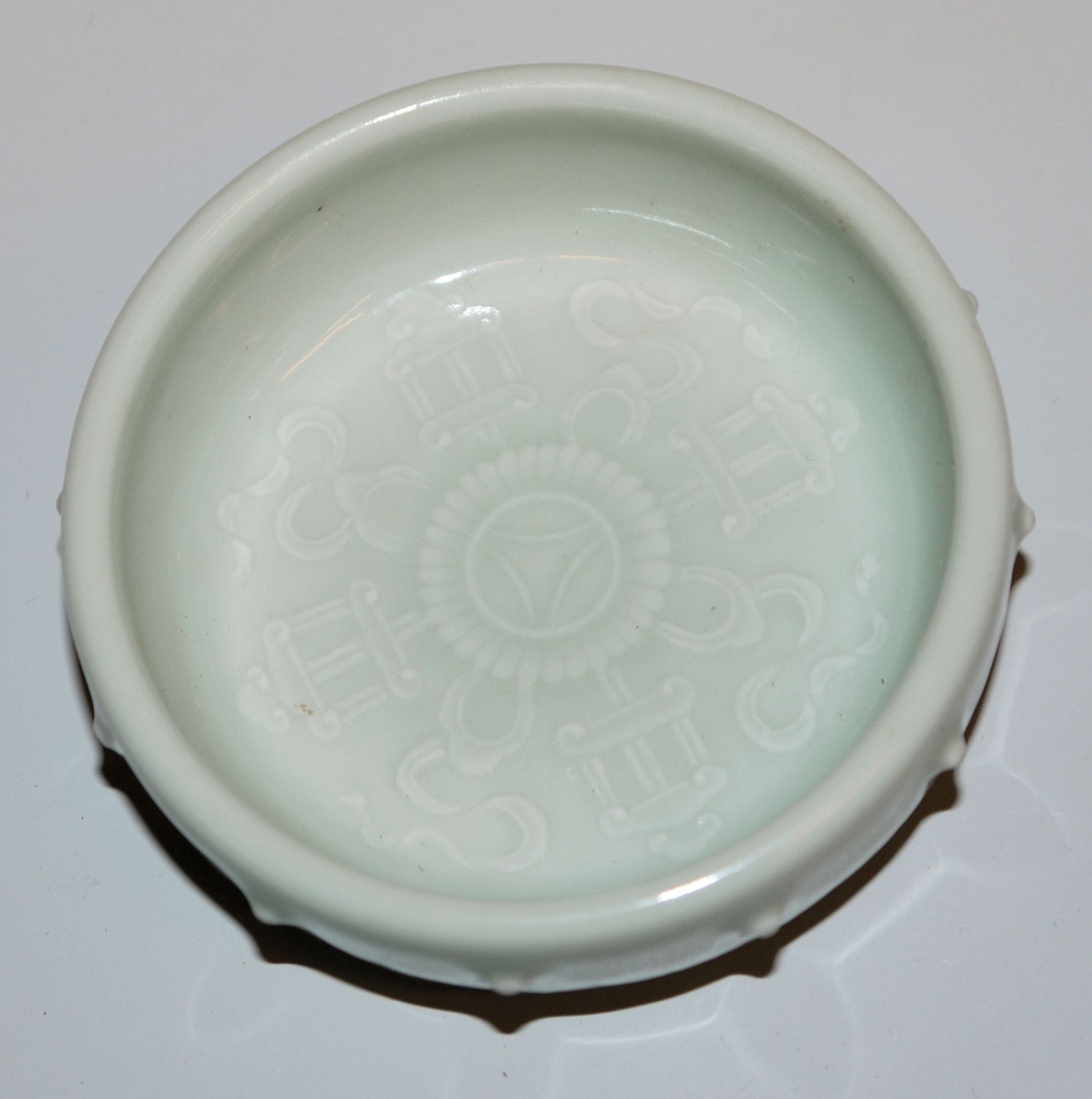 Four small porcelains, China 19th/20th century. - Image 2 of 8