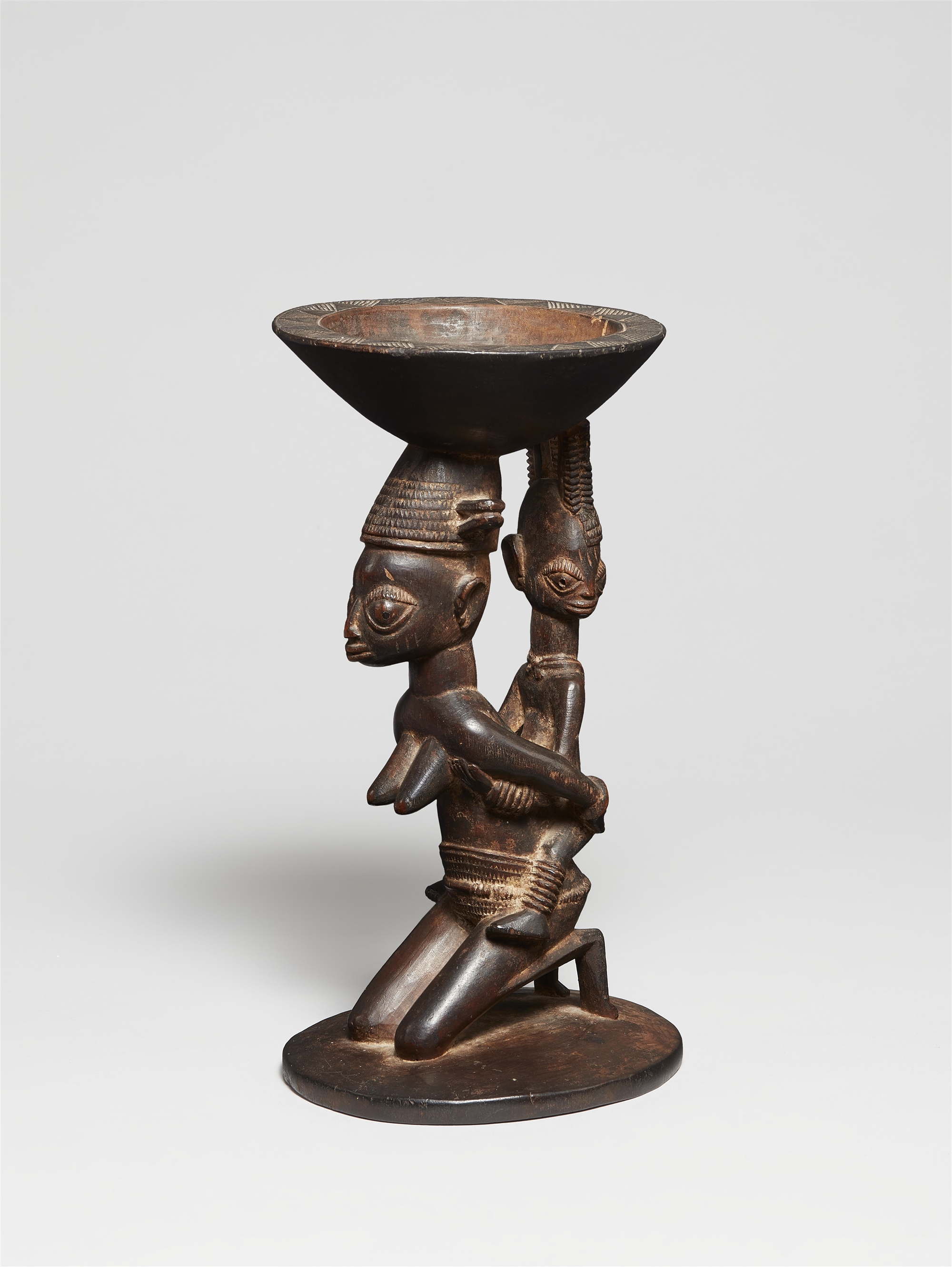 YORUBA BOWL FOR IFA DIVINATION, agere ifa