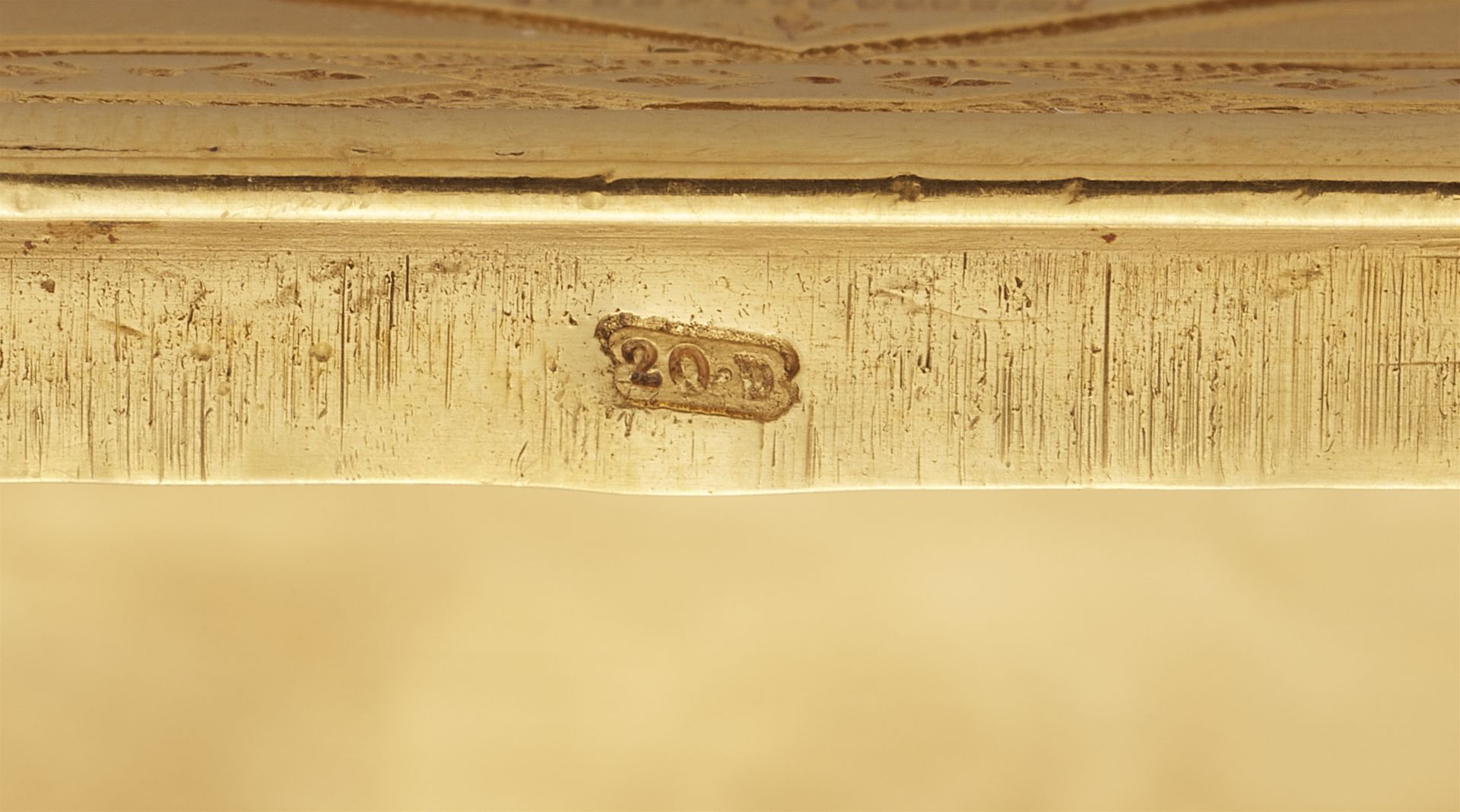 A Neoclassical Galician 20k gold snuffbox. - Image 5 of 6