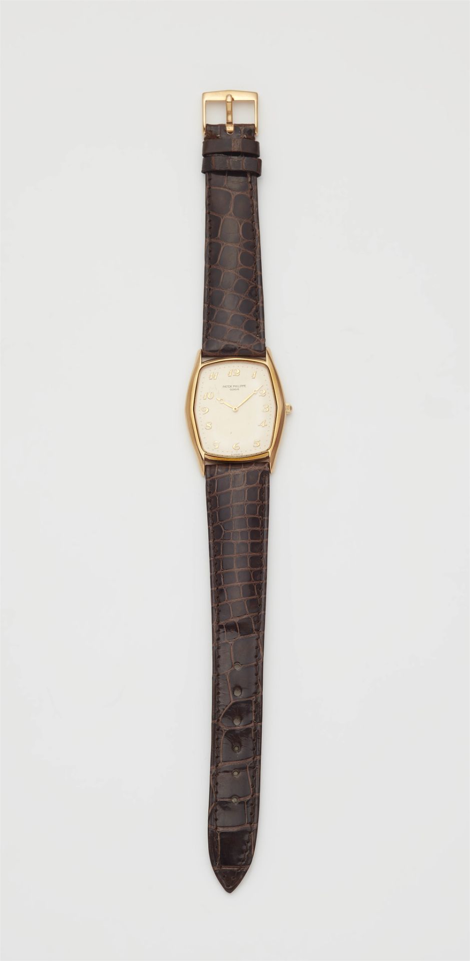 An 18k rose gold manual winding Patek Philippe gentleman's wristwatch.