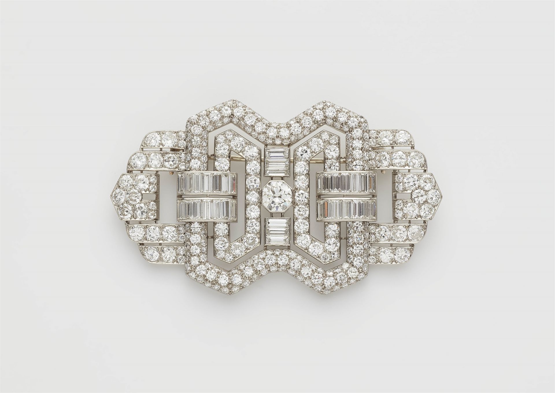 A magnificent platinum and diamond Art Déco brooch.