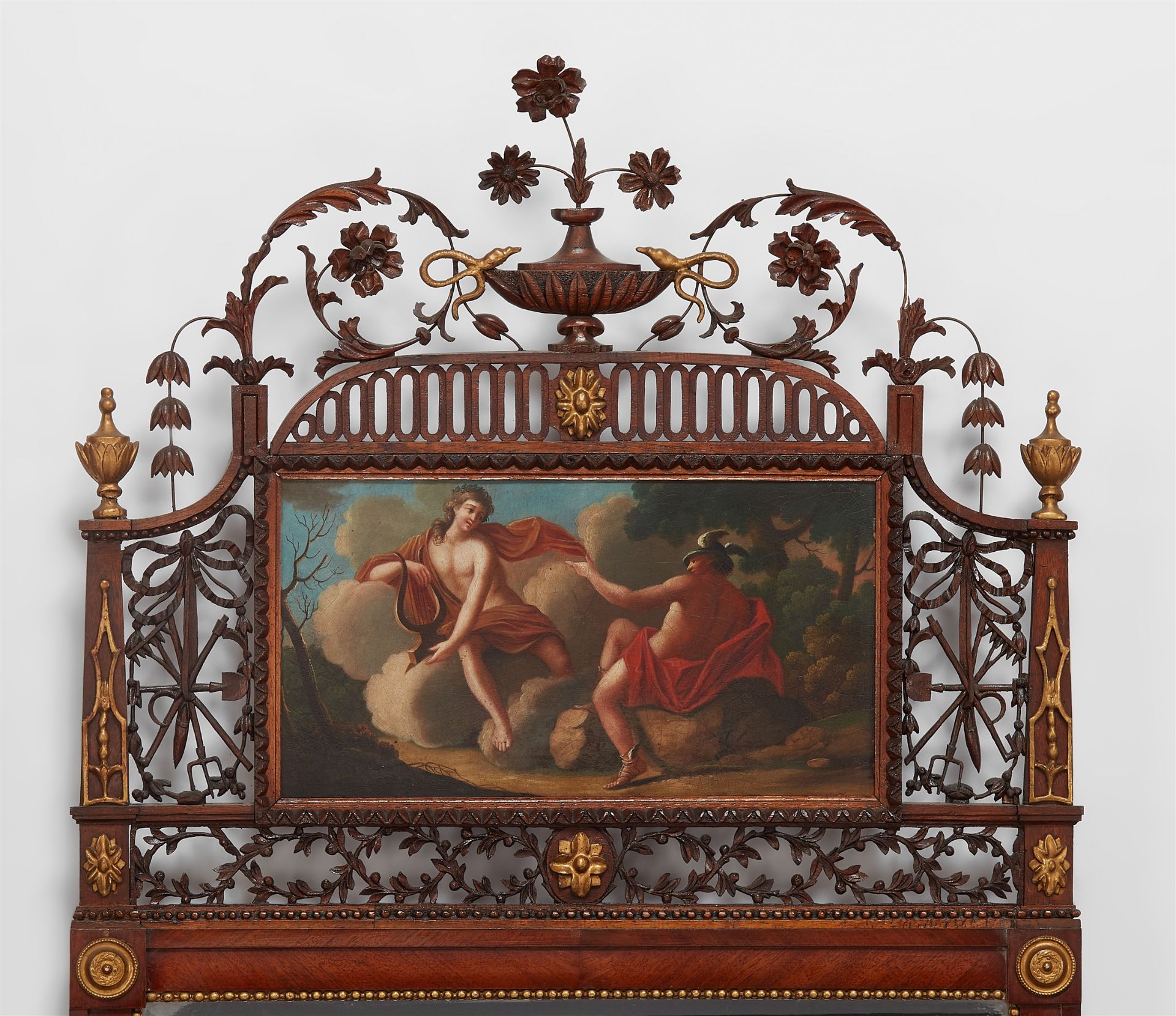 A Neoclassical mahogany mirror - Image 2 of 2
