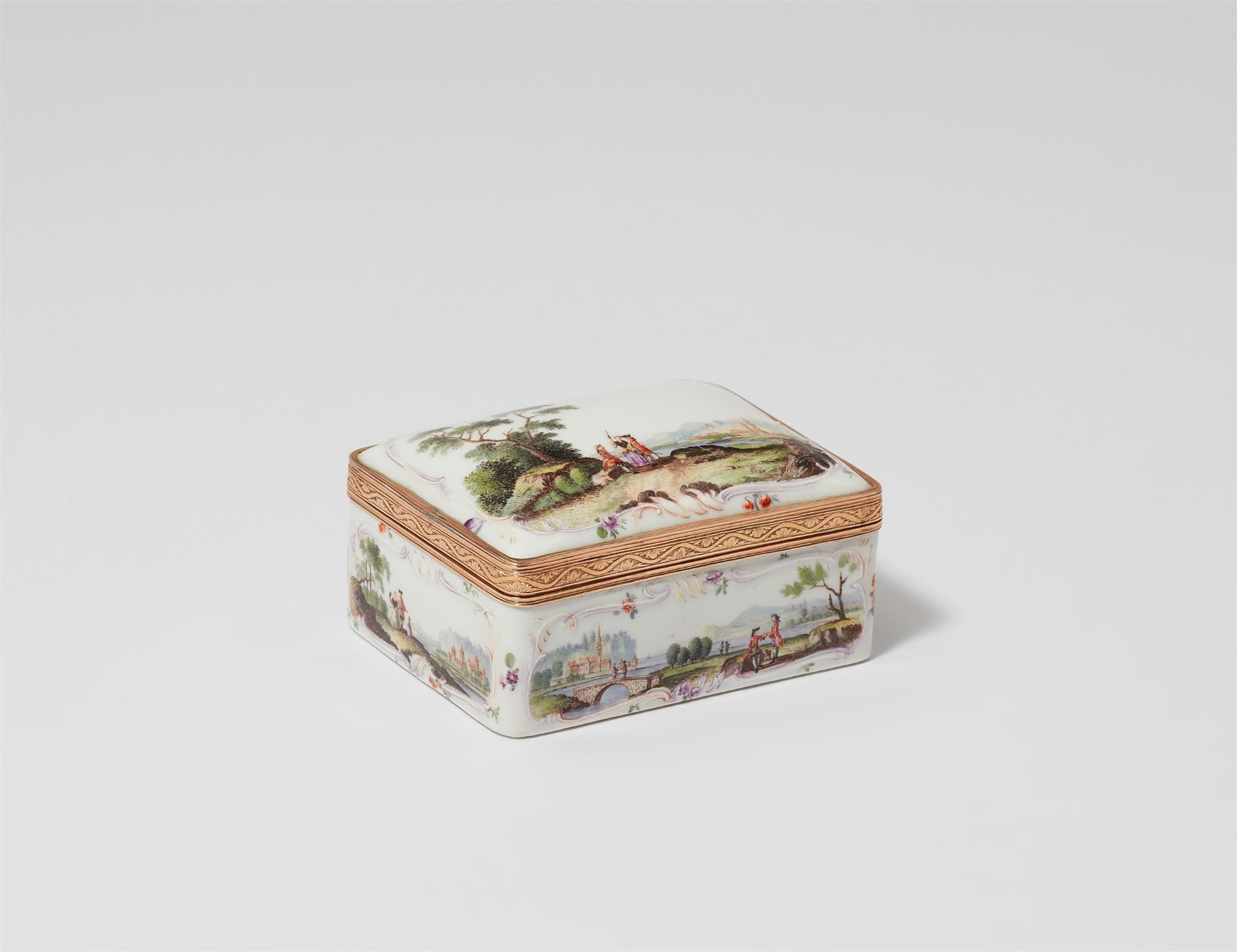 A Meissen porcelain snuff box with landscapes