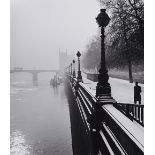 Wolfgang Suschitzky, Embankment, London