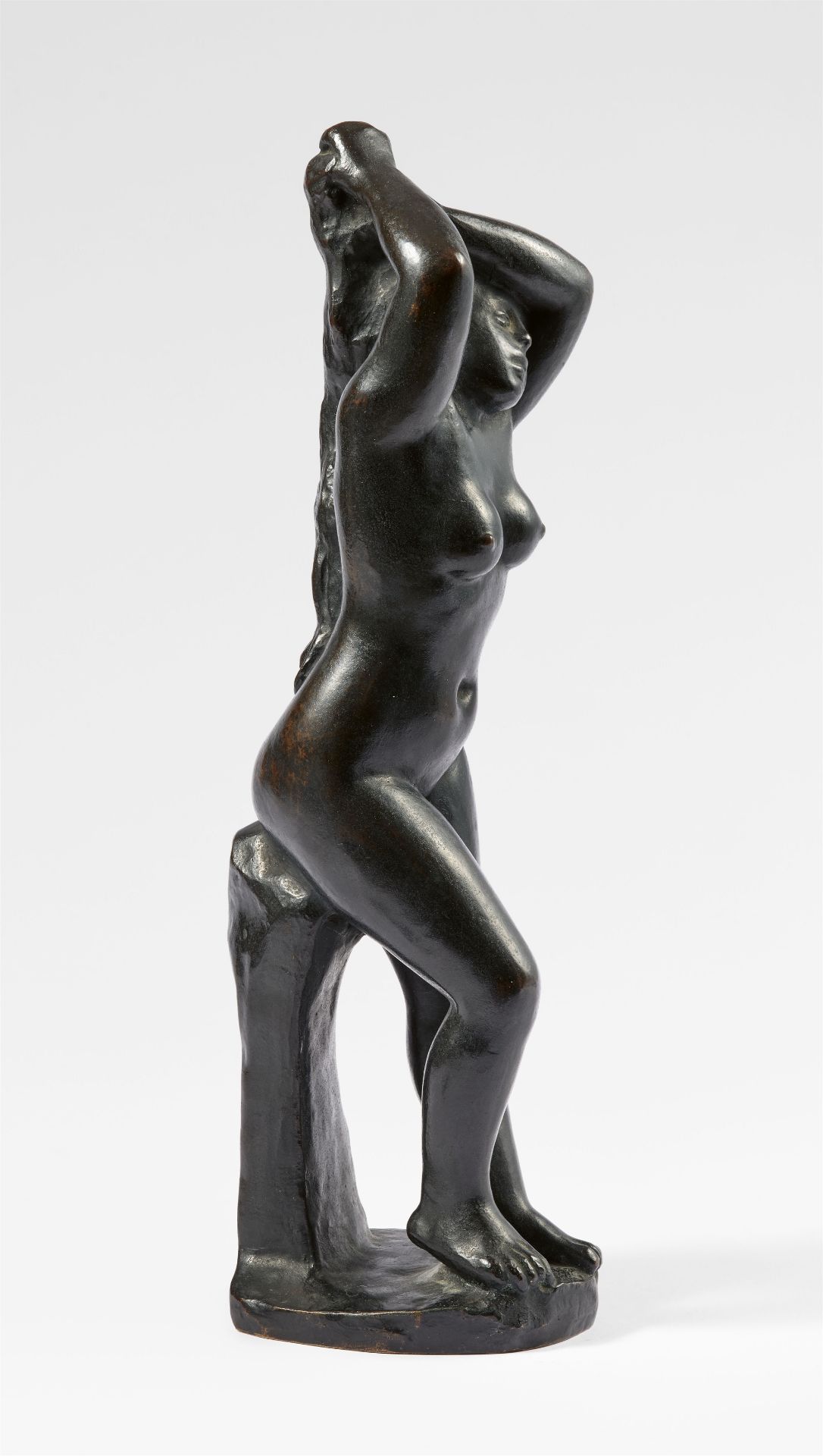 Aristide Maillol, Baigneuse se coiffant (Femme les deux mains aux cheveux)