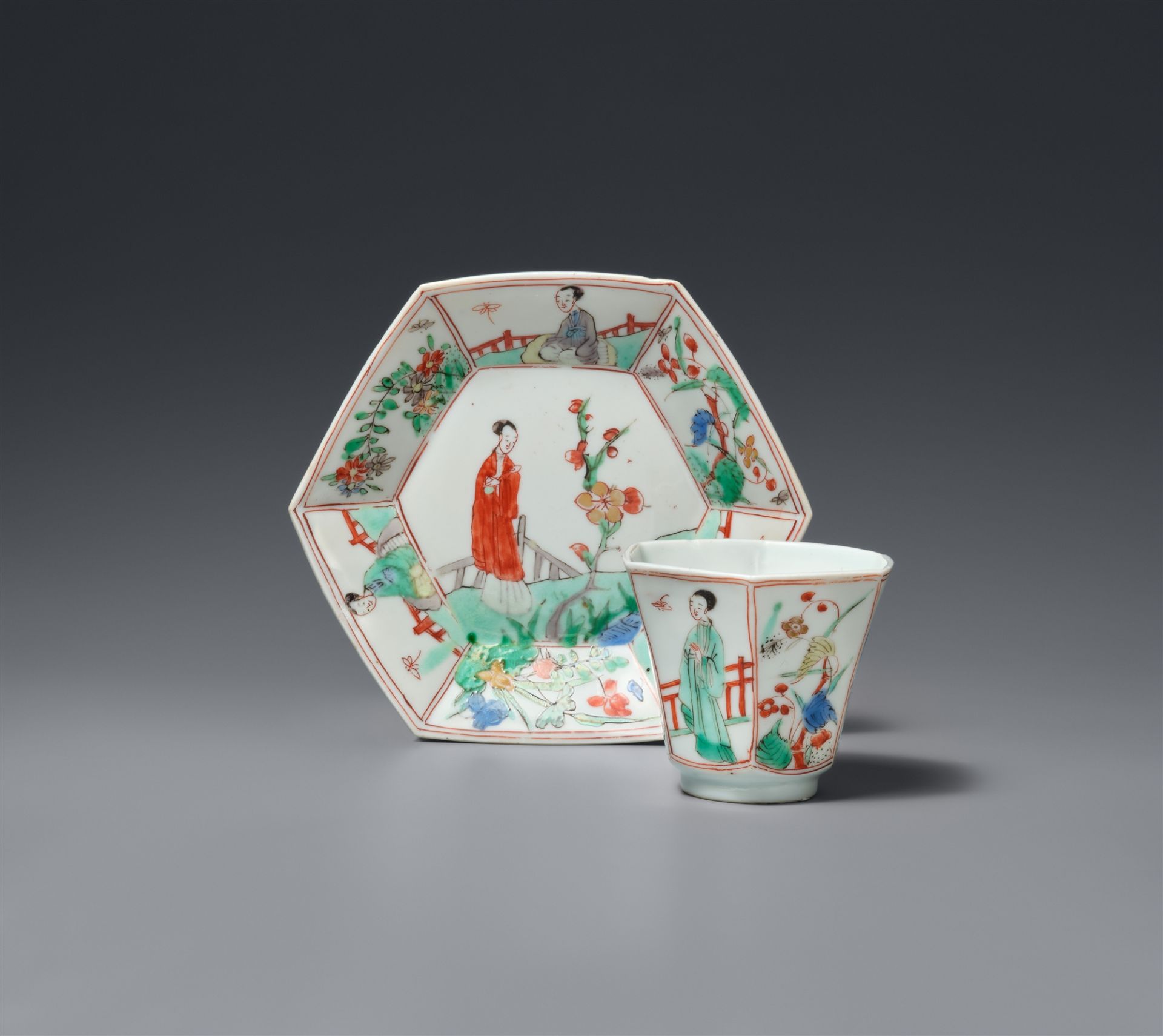 A famille verte hexagonal cup and saucer. Kangxi period (1662-1722)