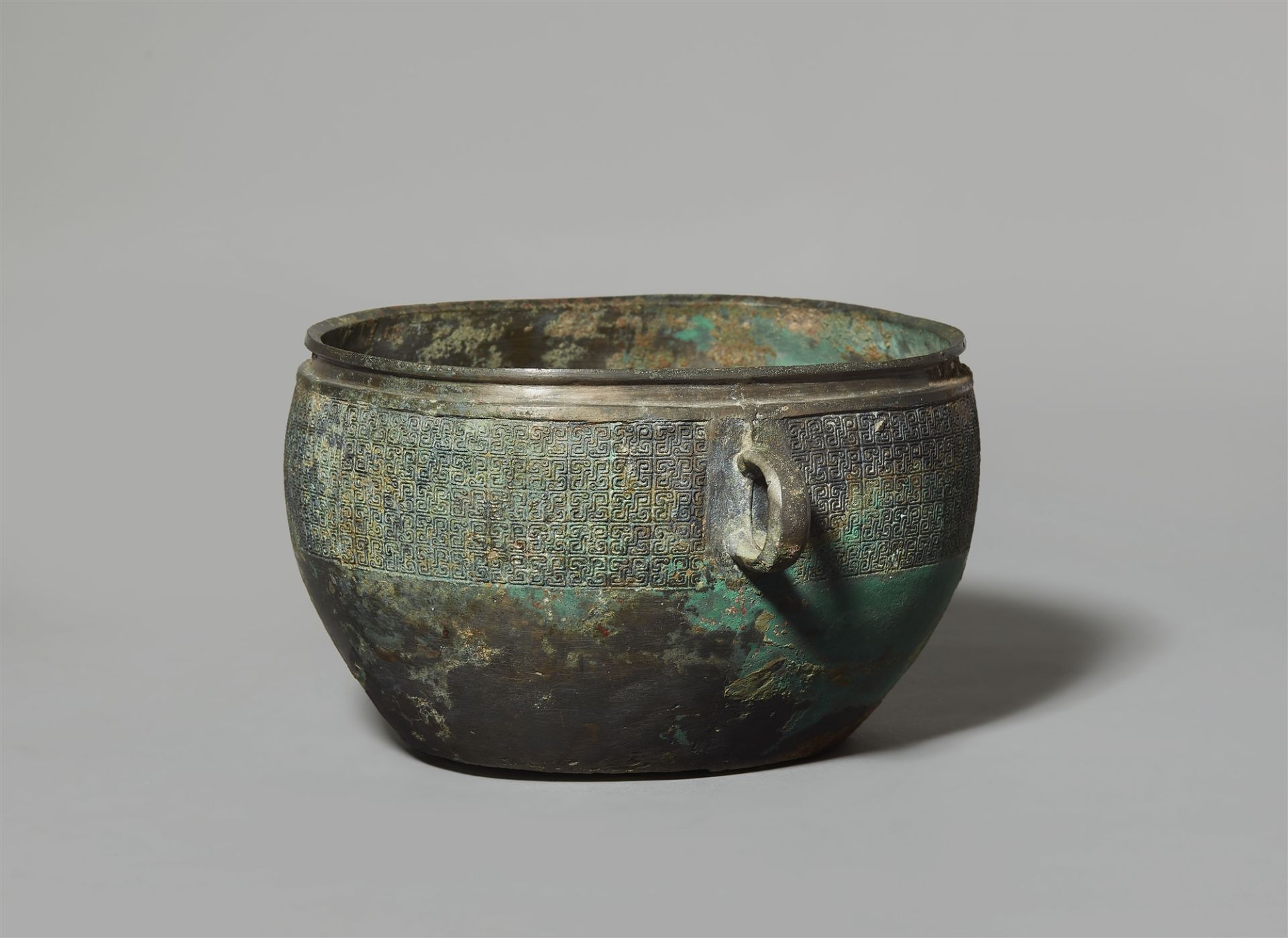 A bronze he type wine cup. Eastern Zhou dynasty - Image 2 of 2