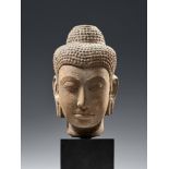 Kopf eines Buddha. Sandstein. Thailand, Ayutthaya. 15./16. Jh.