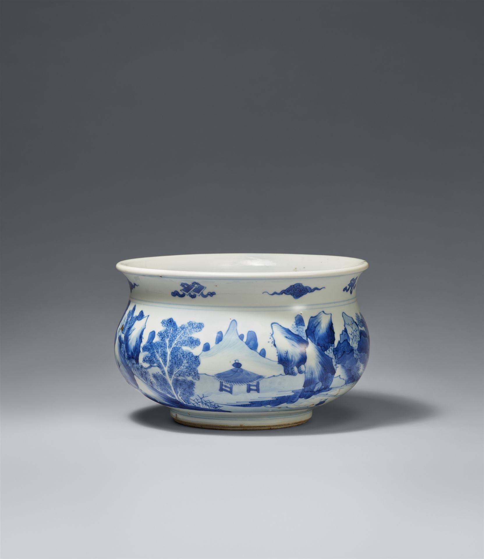 A blue and white incense burner. Kangxi period (1662-1722)