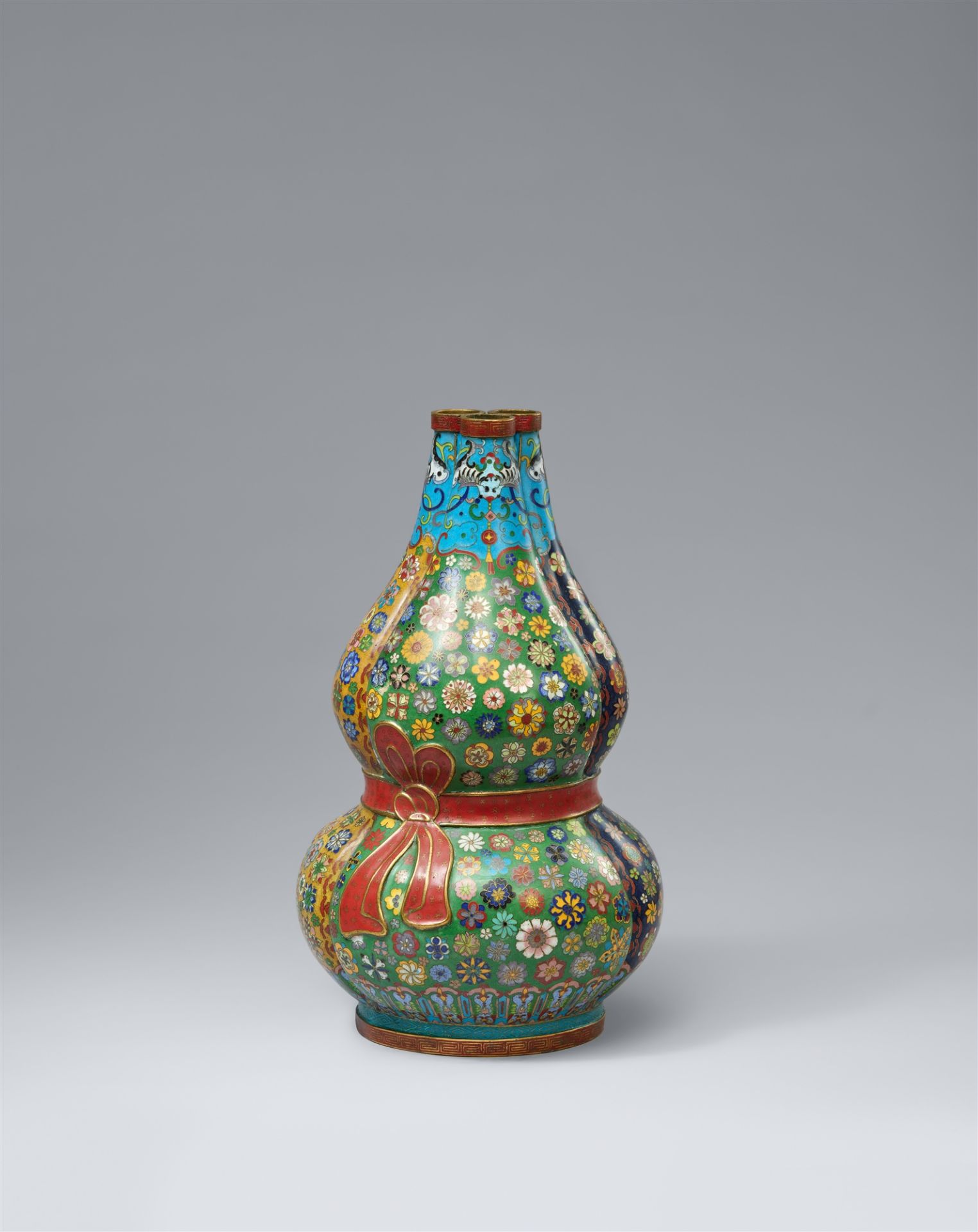 A tripart cloisonné enamel double-gourd vase. 19th century