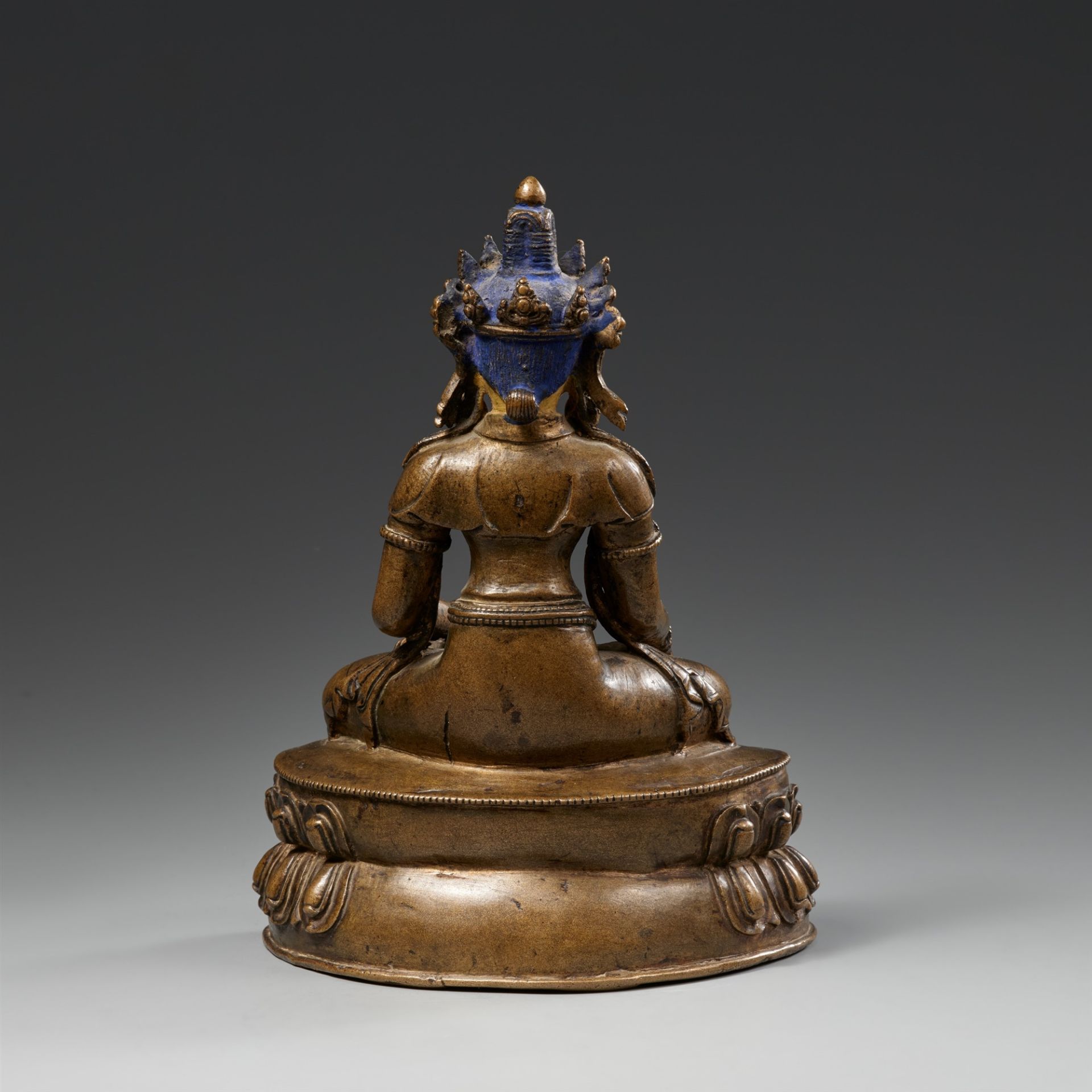 Bodhisattva Avalokiteshvara. Gelbliche Bronze. Möglw. 16. Jh. - Bild 2 aus 2