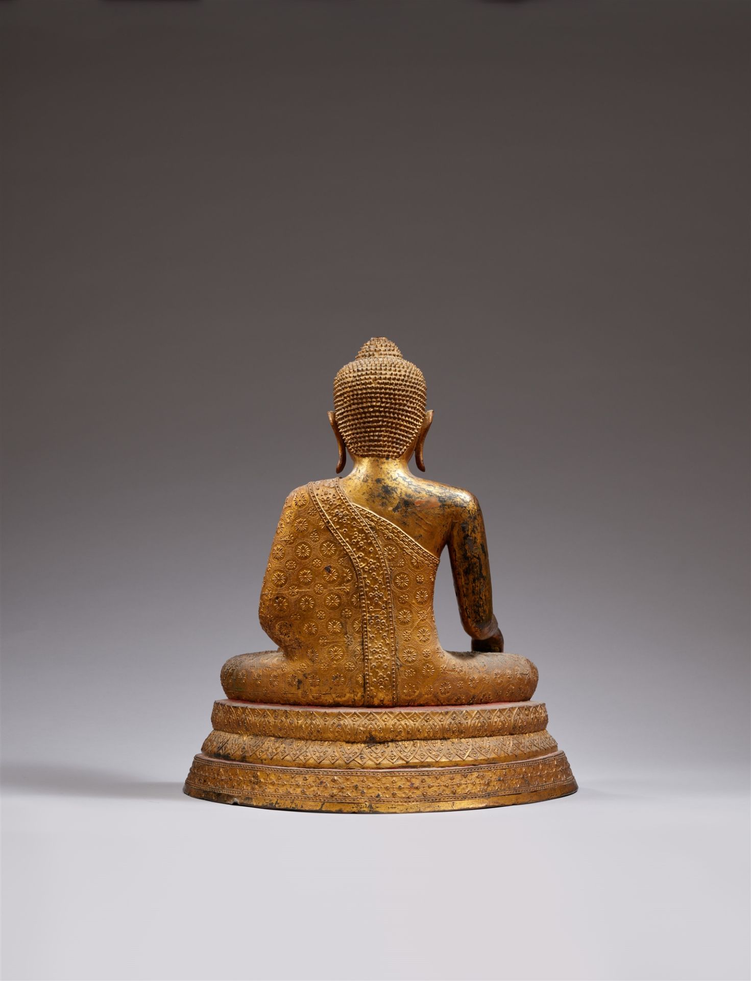 A Ratanakosin gilt-lacquered bronze Buddha Shakyamuni. Thailand. 19th century - Image 2 of 2