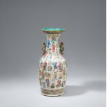 A large 'Wu Shuang Pu' baluster vase. Qing dynasty, 19th century