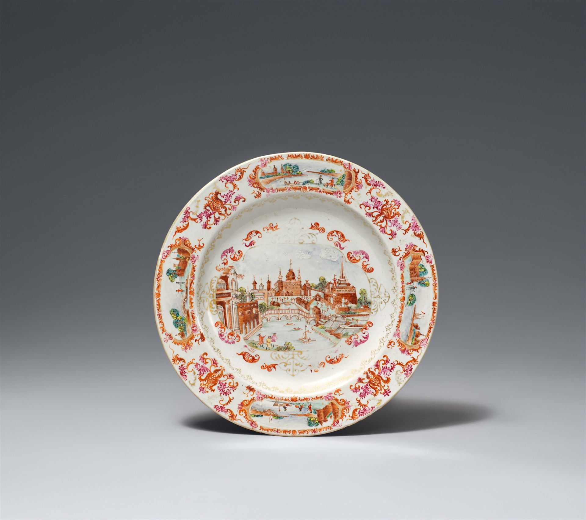 A rare Meissen-style famille rose plate. Qianlong period, around 1750-1760