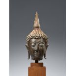 Kopf eines Buddha. Bronze. Thailand. Sukhothai. 14./15. Jh.