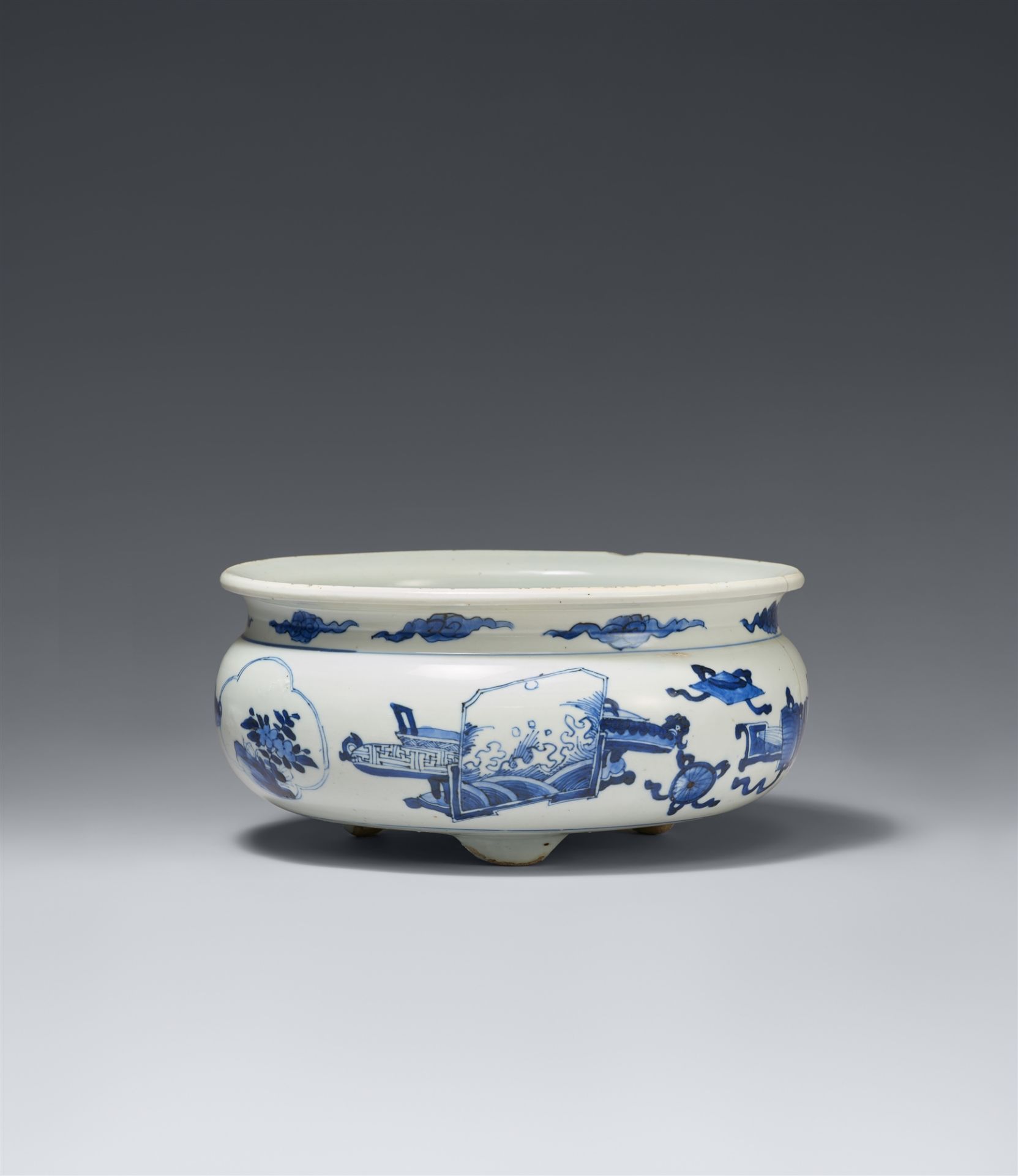 A blue and white tripod incense burner. Kangxi period (1662-1722)