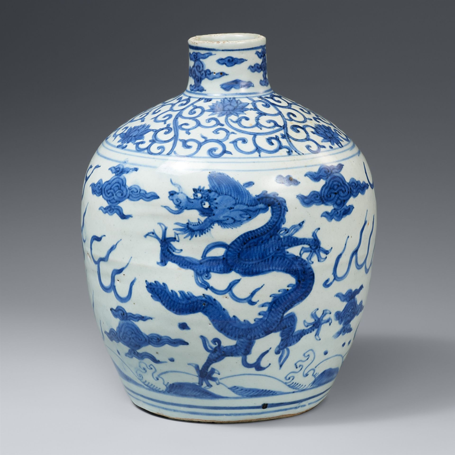 A blue and white dragon jar. Ming dynasty, late Jiajing/early Wanli era, around 1550-75