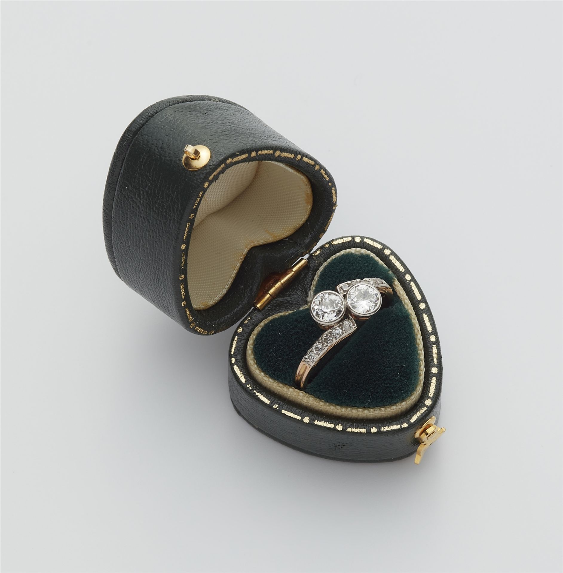Kleiner Toi-et-moi-Ring mit Diamanten - Bild 4 aus 4