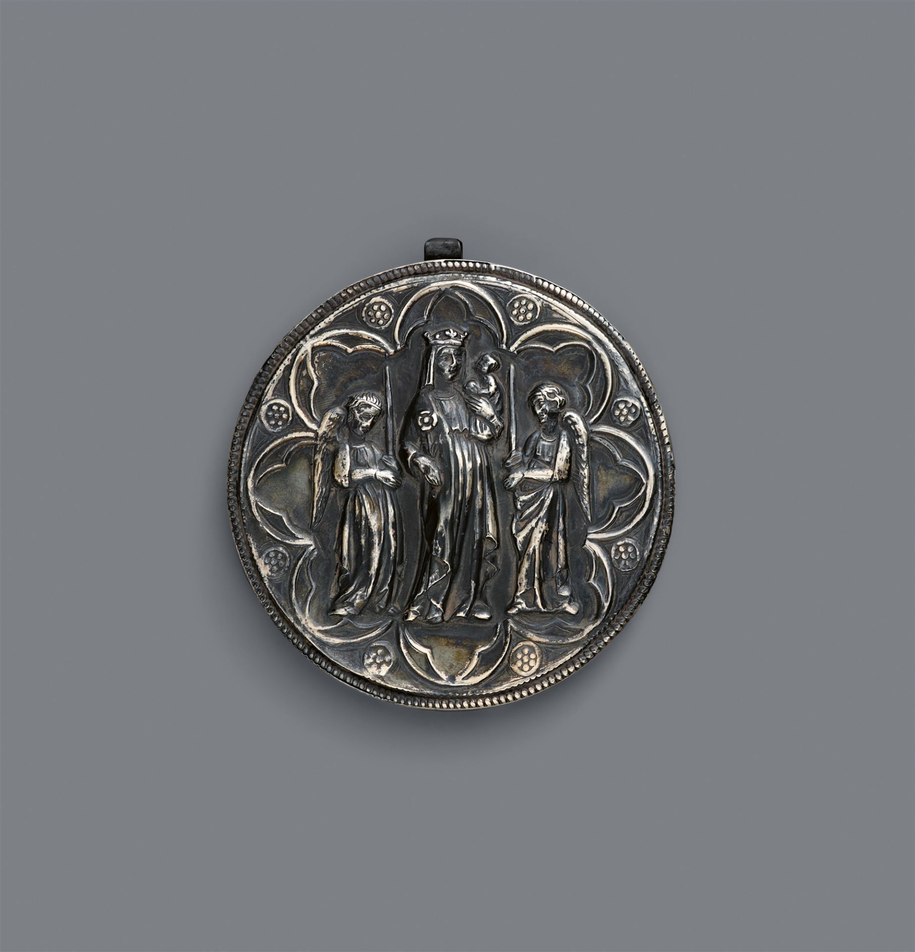 A silver capsule, presumably German, 15th C. - Image 2 of 2
