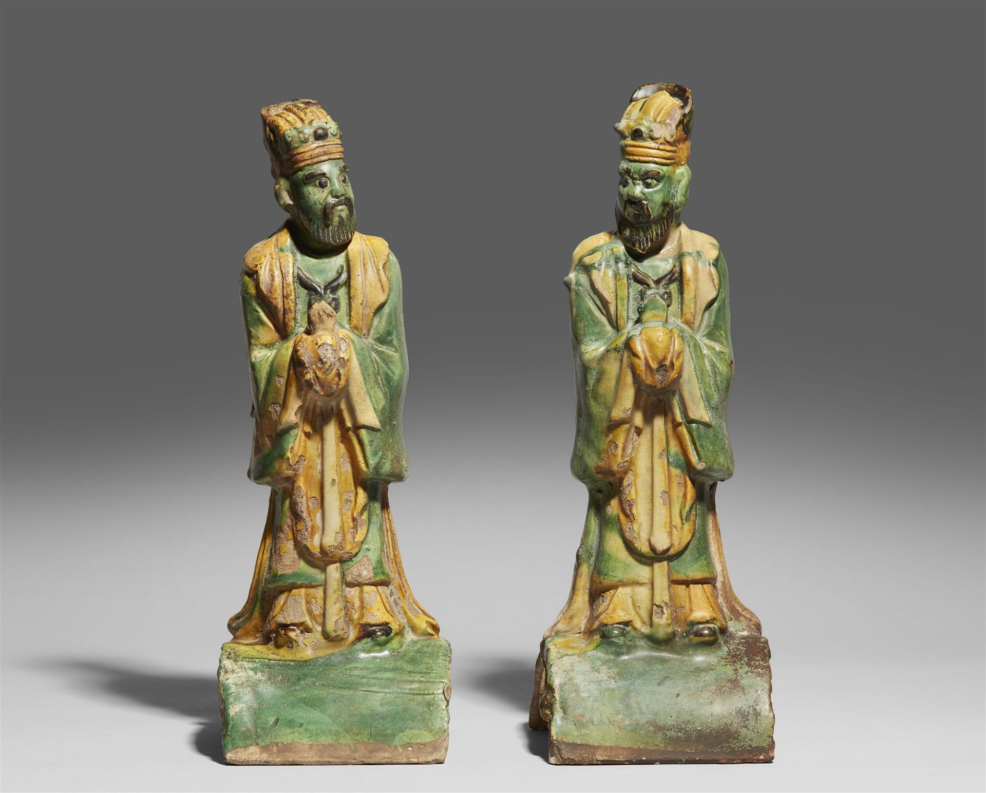 Paar sancai-glasierte Dachfiguren. Ming-Zeit (1368-1644)