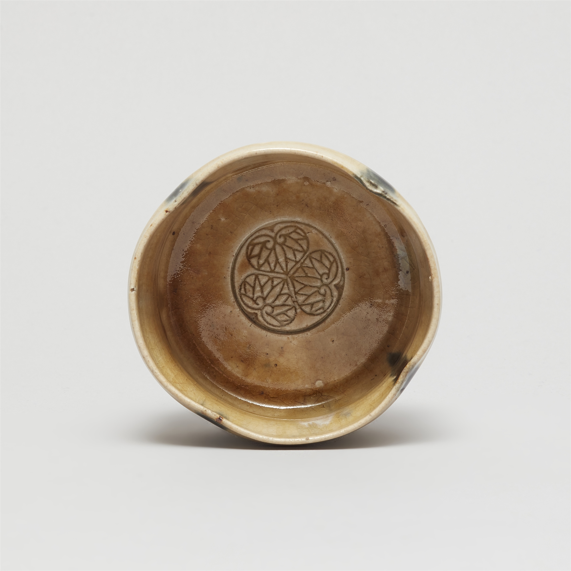 A Ki-Seto chawan-type bowl, possibly a mukōzuke. Seto, Owari province. 19th century - Image 7 of 7