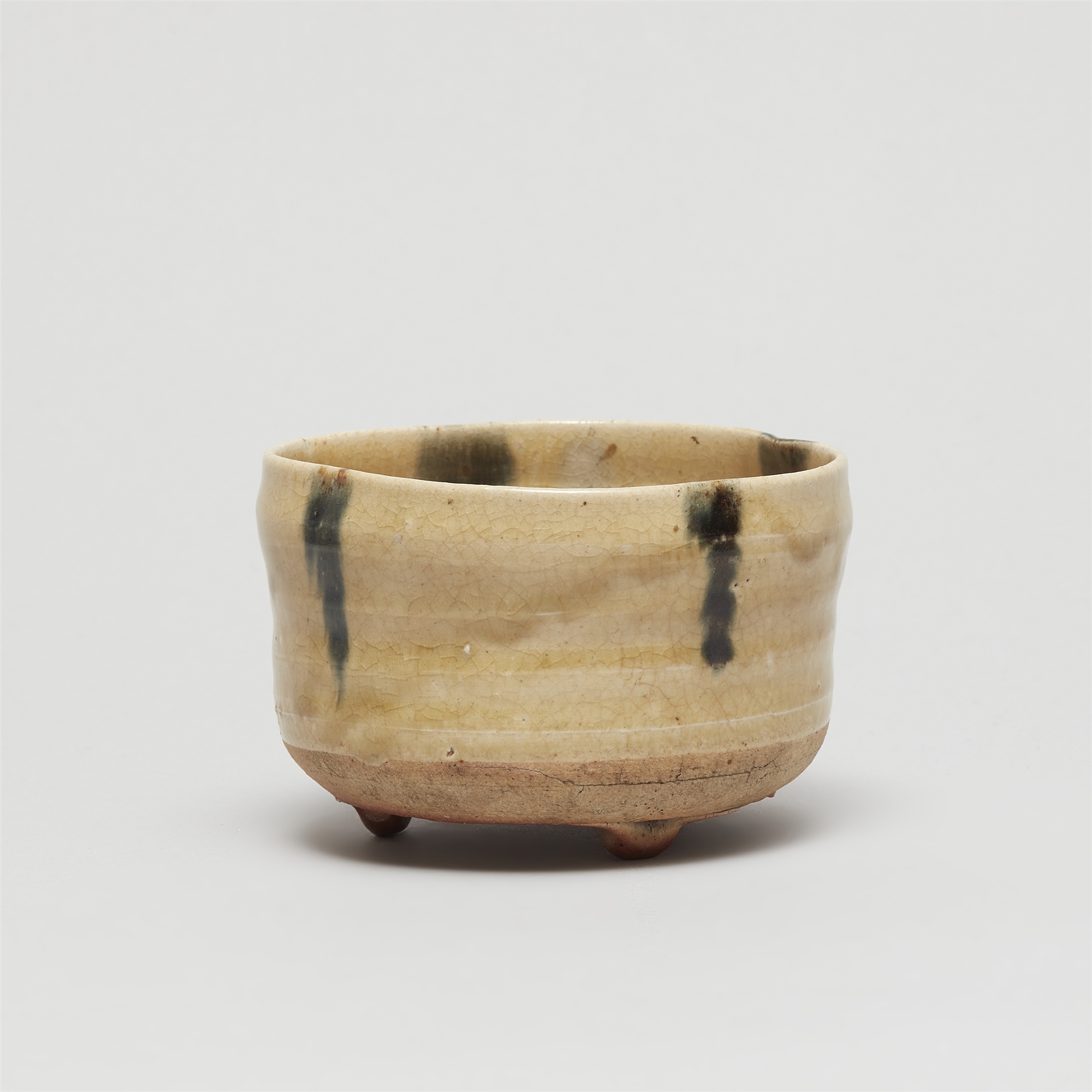 A Ki-Seto chawan-type bowl, possibly a mukōzuke. Seto, Owari province. 19th century - Image 6 of 7