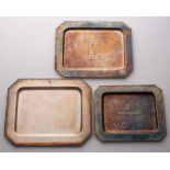 Set consisting of two visit cards metal trays