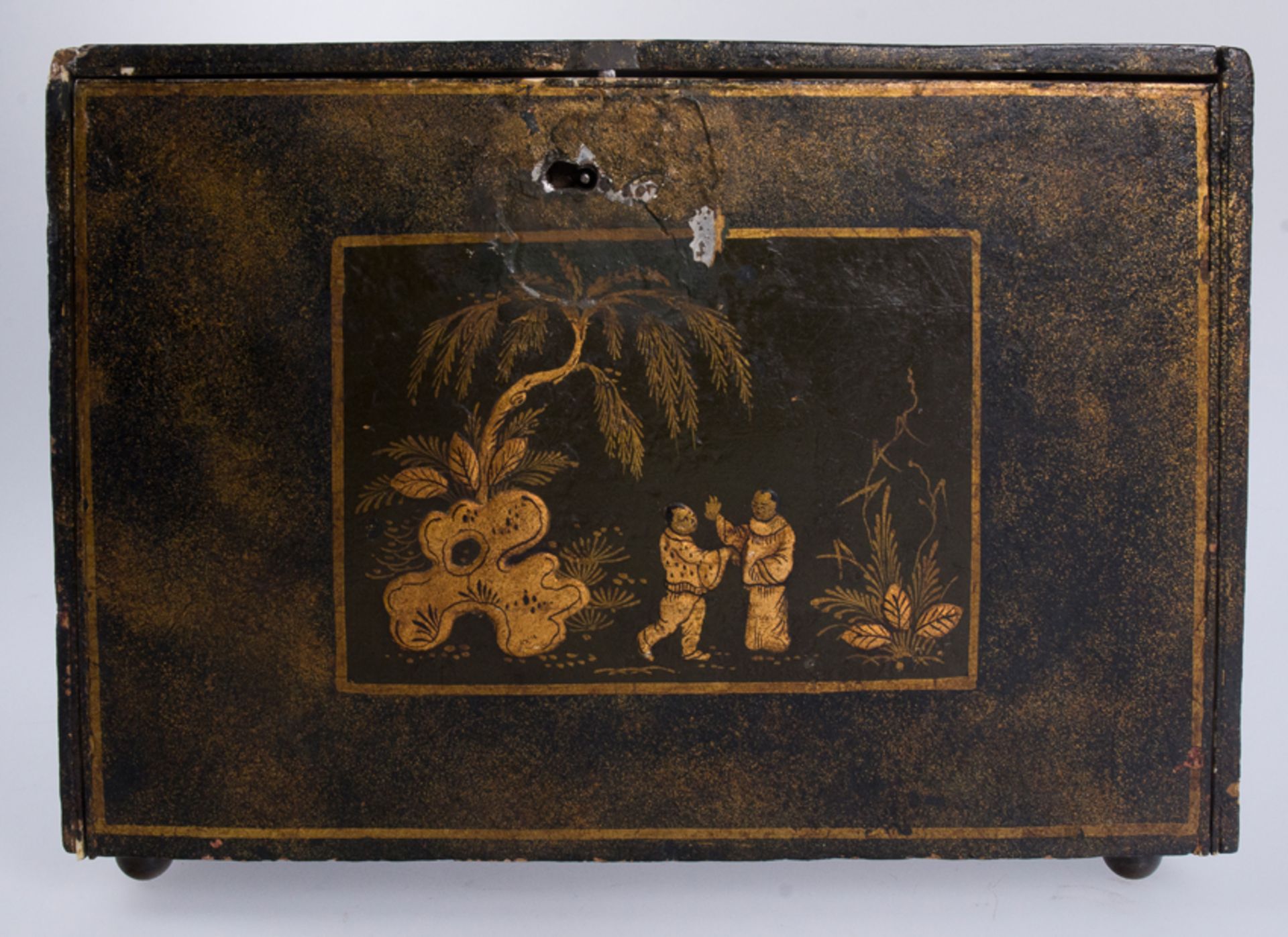 Gilded, lacquered wooden chest with engraved and gilded ivory interior. Indo-Portuguese. 18th centur - Bild 7 aus 10