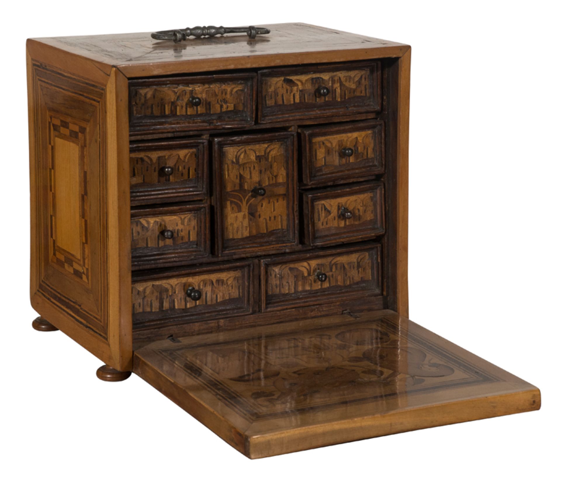 Small wooden cabinet with contrasting wood marquetry. Germany. End of the 16th century - beginning o - Image 3 of 10