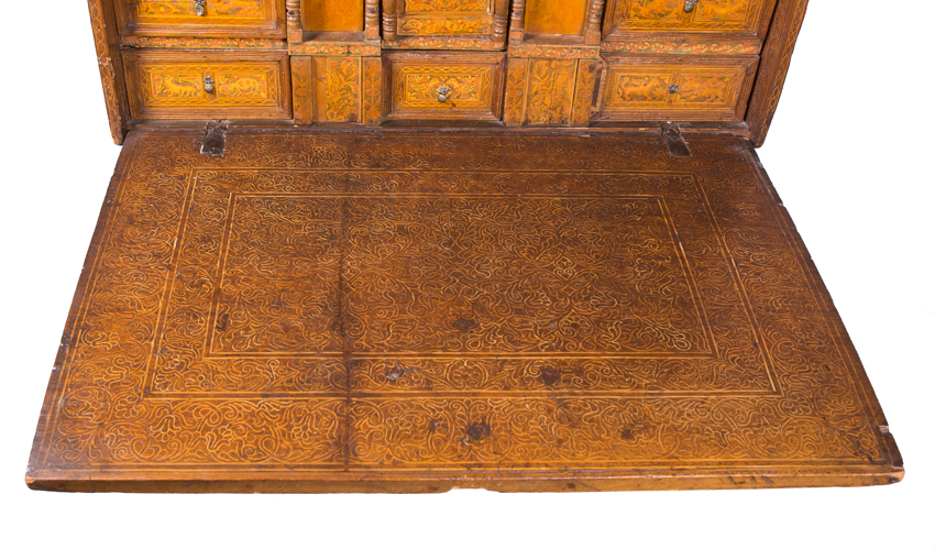 Cedar and fruit wood desk with incised, tinted decoration, inlay and iron fittings. Colonial work. V - Image 8 of 15