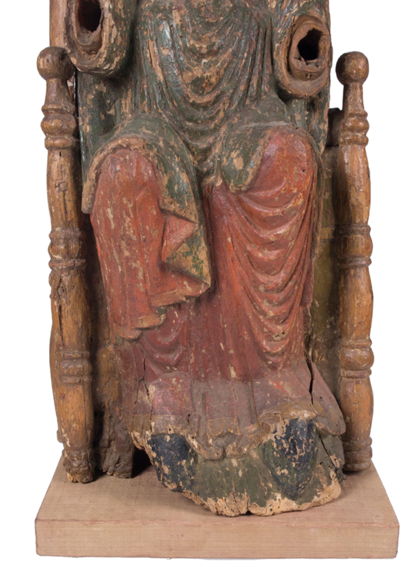 Seat of Wisdom (Sedes Sapientiae). Carved and polychromed wooden sculpture. Nordic Europe. Sweden / - Bild 5 aus 9