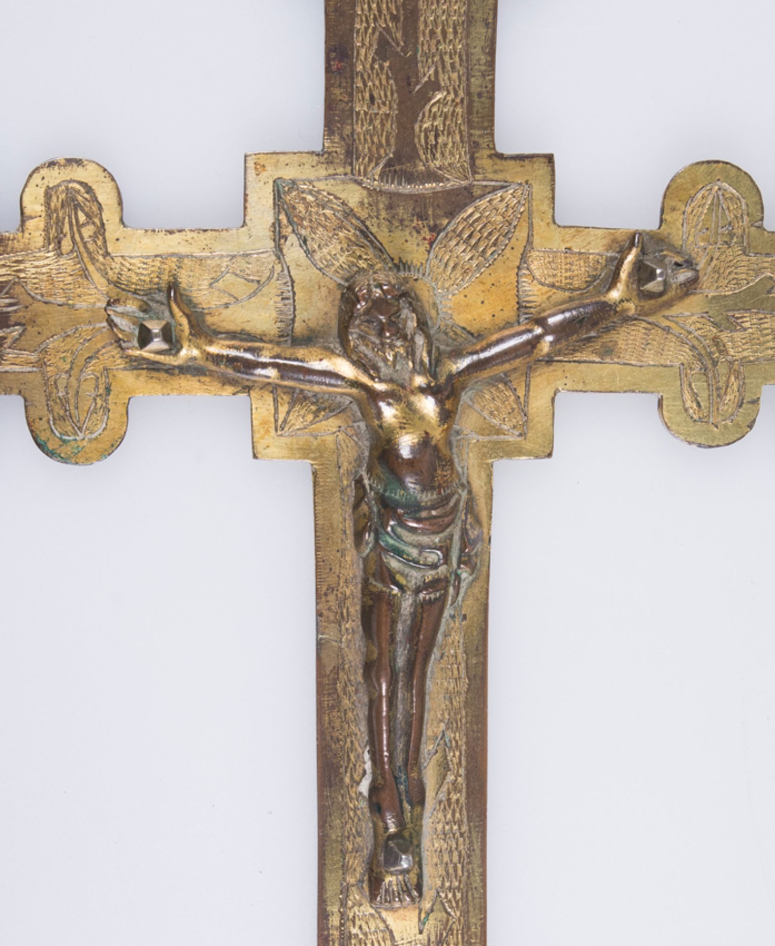 Spanish fleur de lis processional cross with an affixed Christ crowned in the centre, in gilded copp - Image 2 of 7