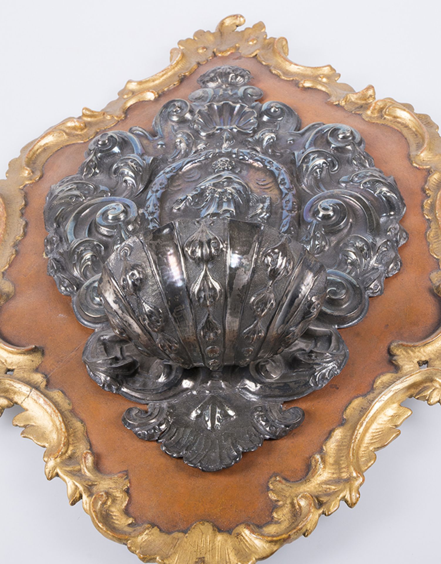 Pierced, embossed and chiselled silver home stoup. 18th century. - Image 4 of 4