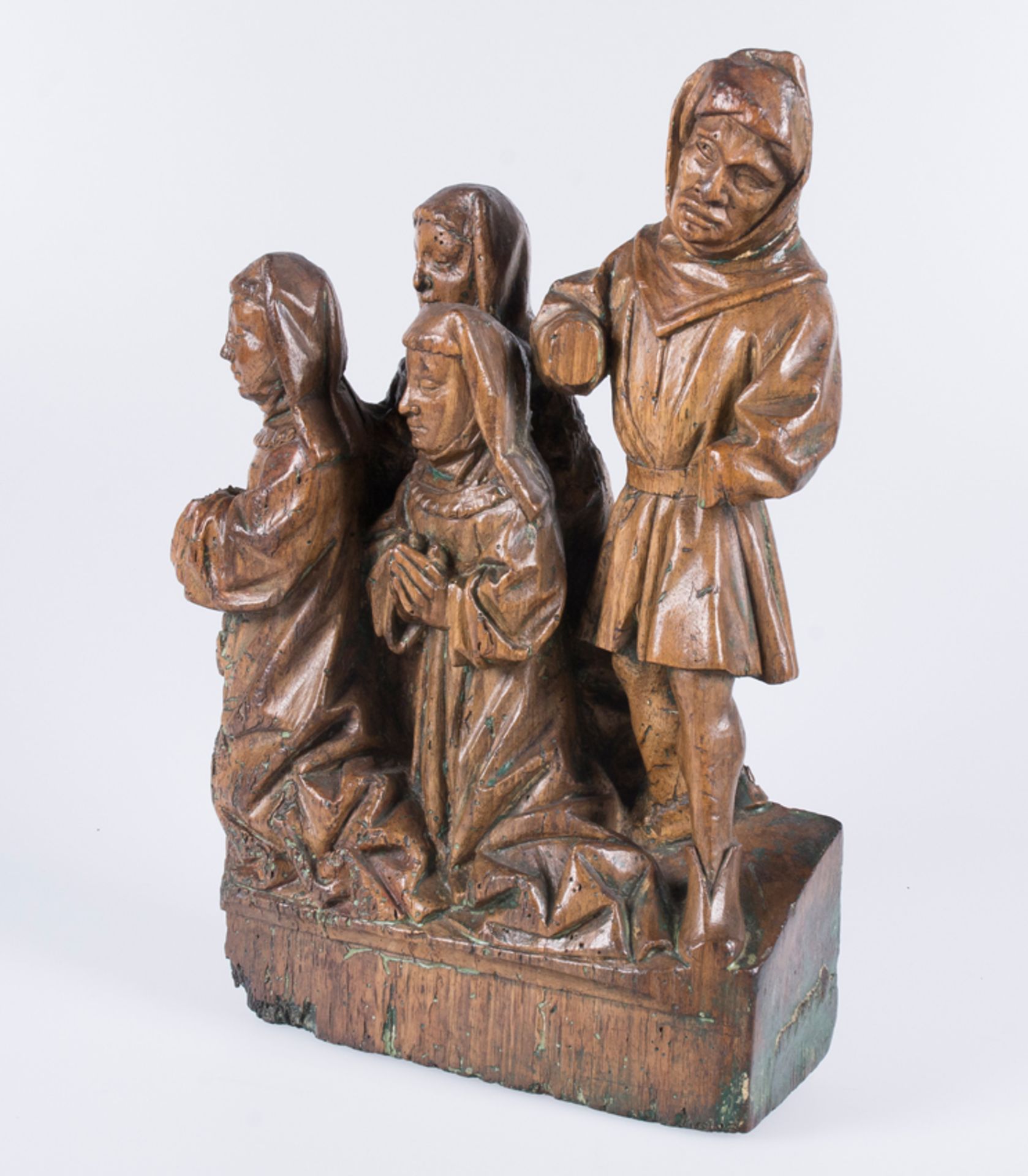 &quot;Group of worshipoers&quot;. Carved wooden sculpture. Flemish workshop. Brabant. Gothic. 15th c - Image 4 of 6