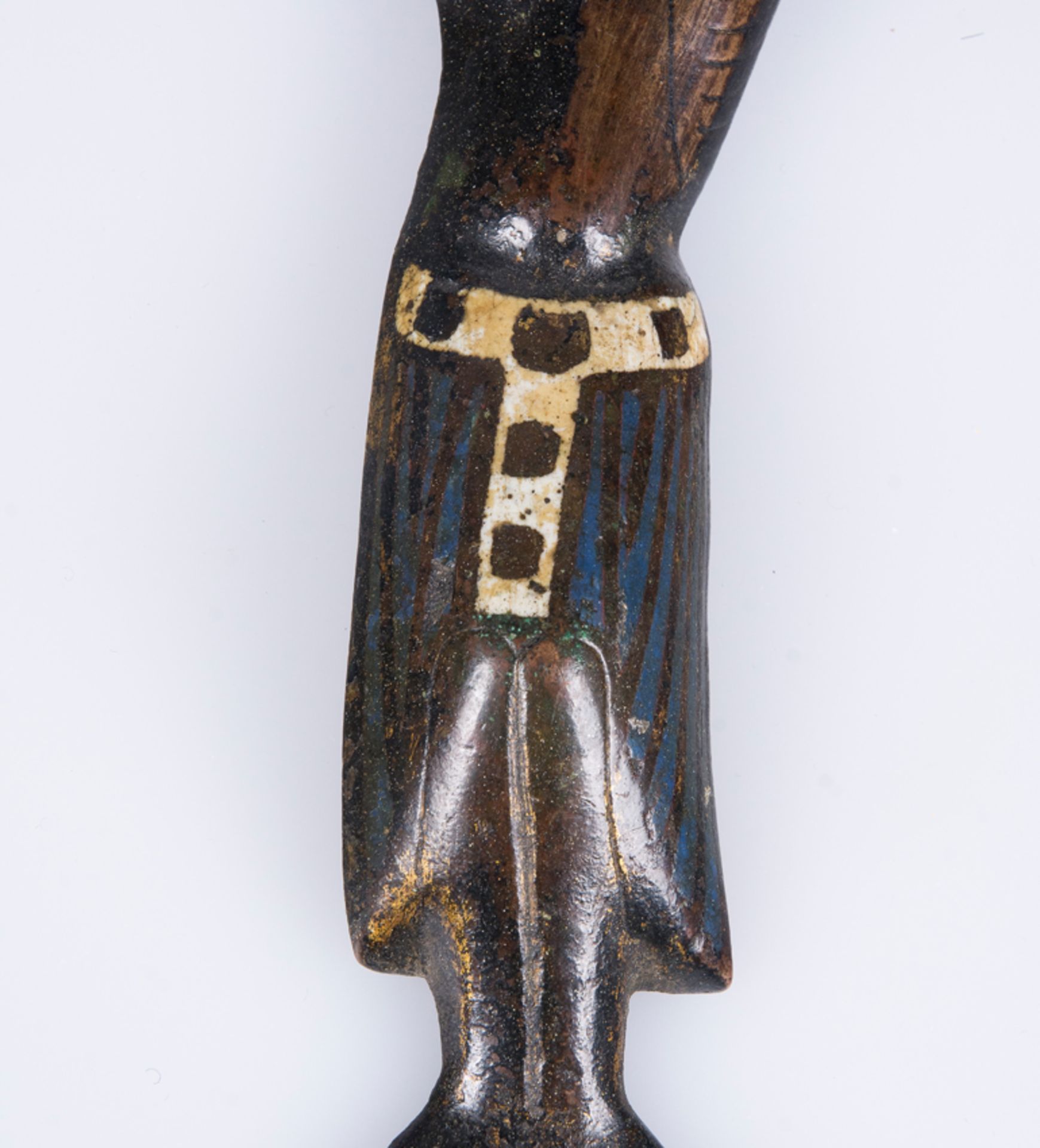 &quot;Christ alive&quot;. Chased copper figure, with traces of gilding and champlev&eacute; enamel. - Image 3 of 5