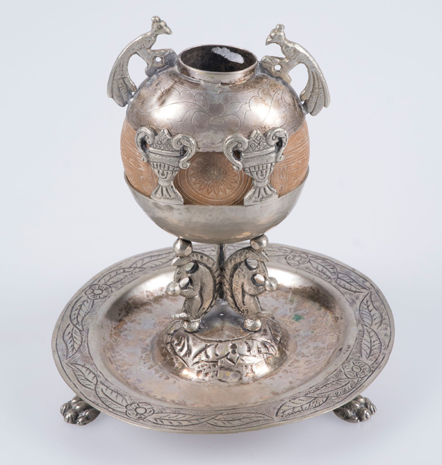 Yerba mate gourd&nbsp;and tray, covered with carved silver. Viceregal work. Colonial. Possibly Peru - Image 7 of 9