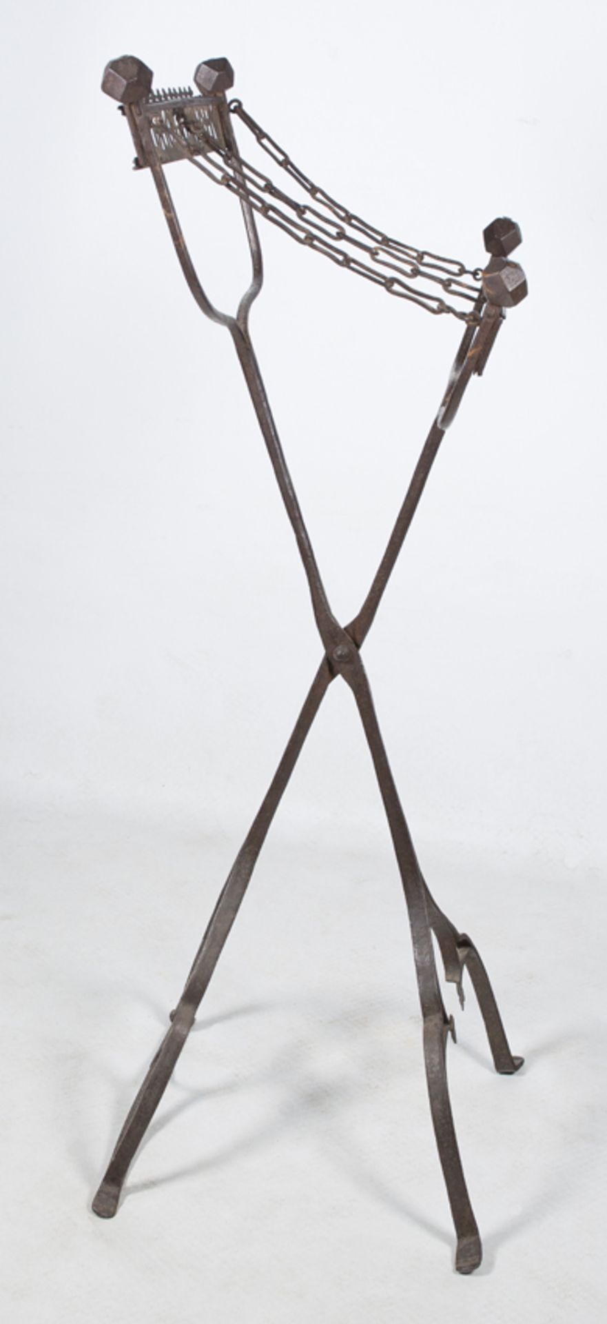 Wrought iron scissor lectern. Gothic. 15th century. - Image 3 of 5