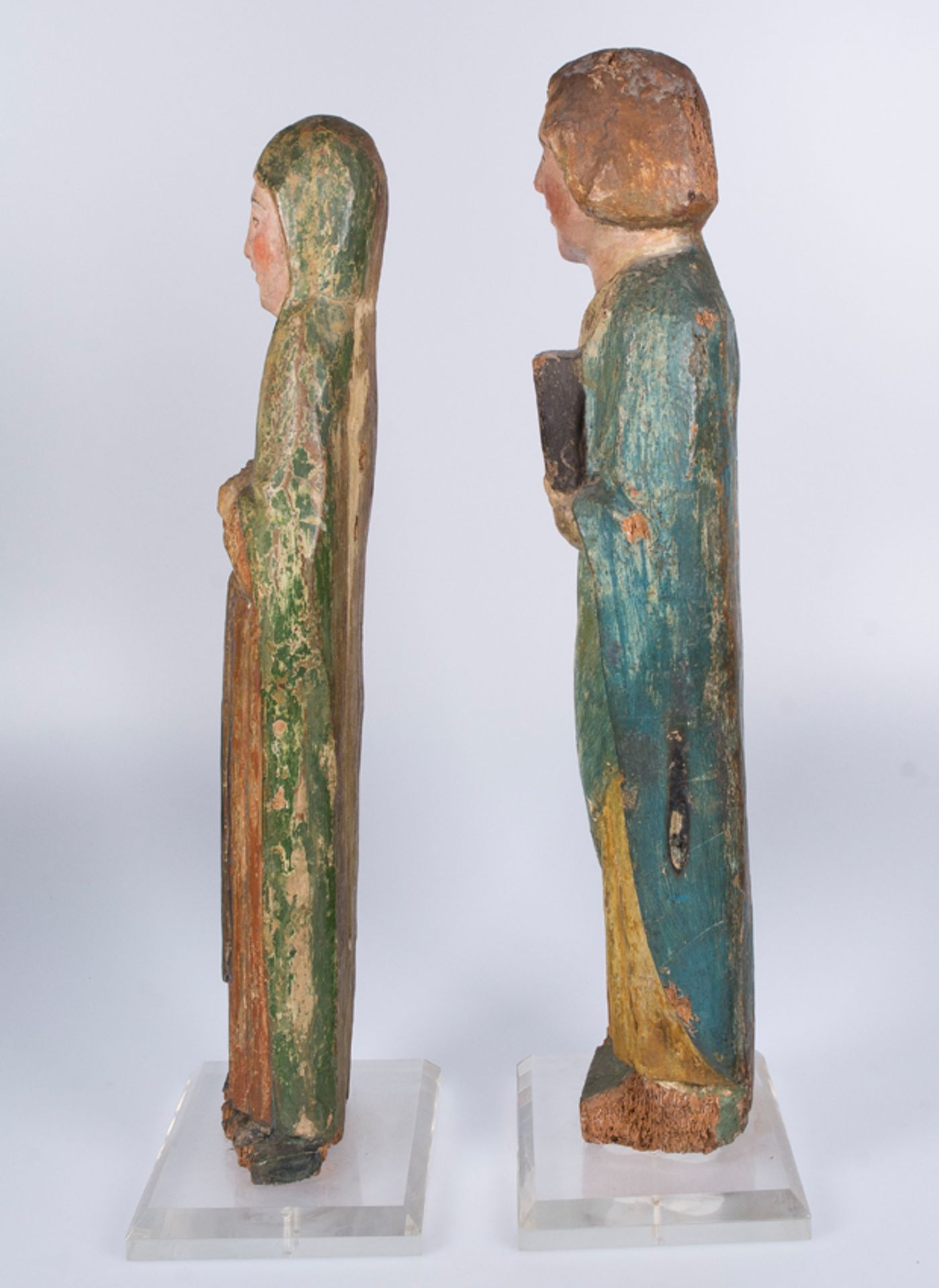 "The Virgin Mary" and "Saint John". Pair of wooden sculptures. ¿Castilian workshop? Late 13th cent. - Image 6 of 7
