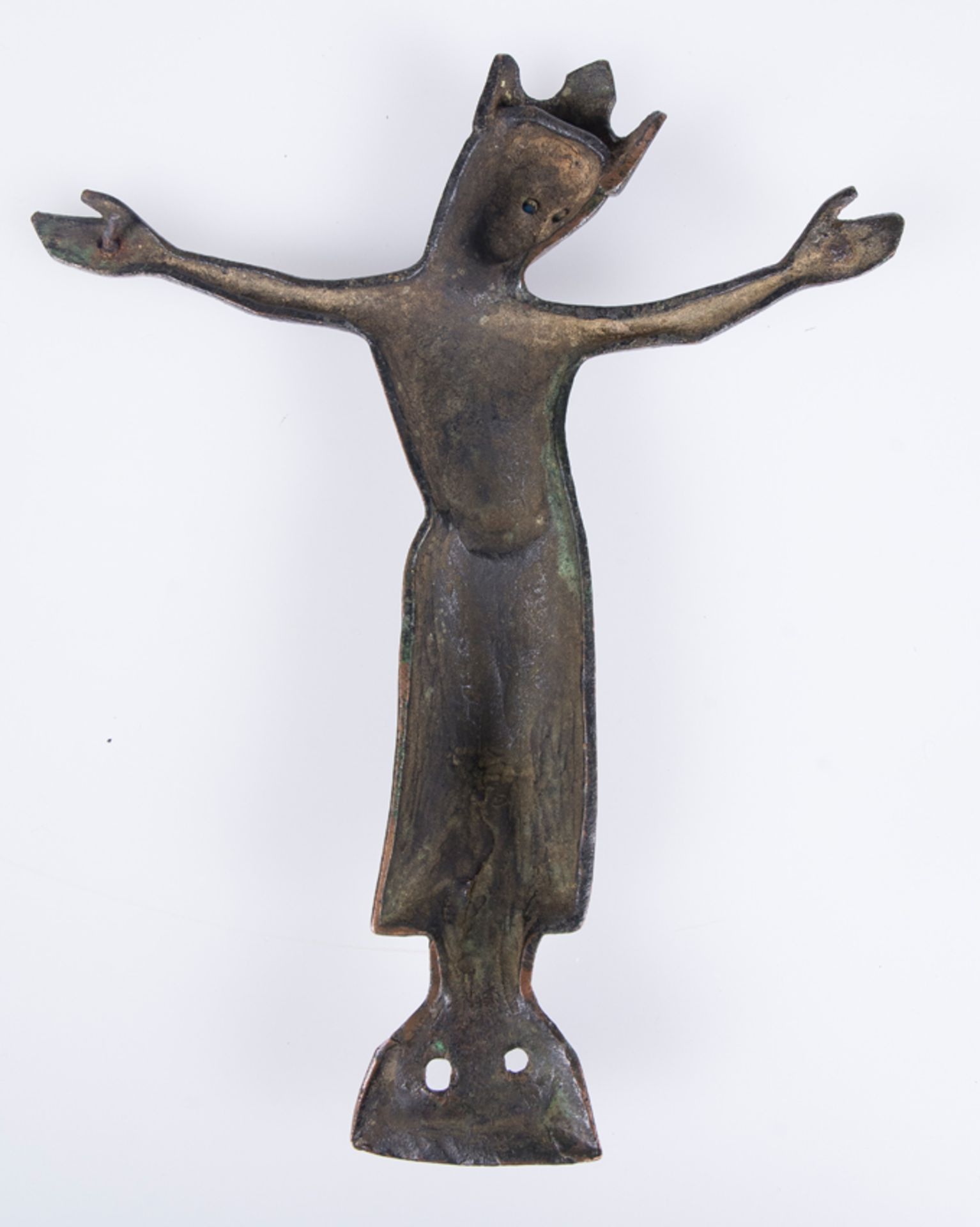 &quot;Christ alive&quot;. Chased copper figure, with traces of gilding and champlev&eacute; enamel. - Image 5 of 5