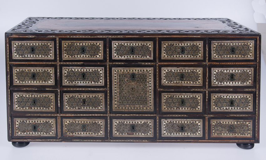 Ebony wood cabinet veneered with fine and tropical woods.. Indo-Portuguese School. Gujarat. 17th cen - Image 2 of 6