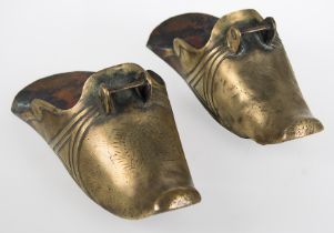 Pair of bronze stirrups.&nbsp; Colombia. Late 18th century - early 19th century.&nbsp;
