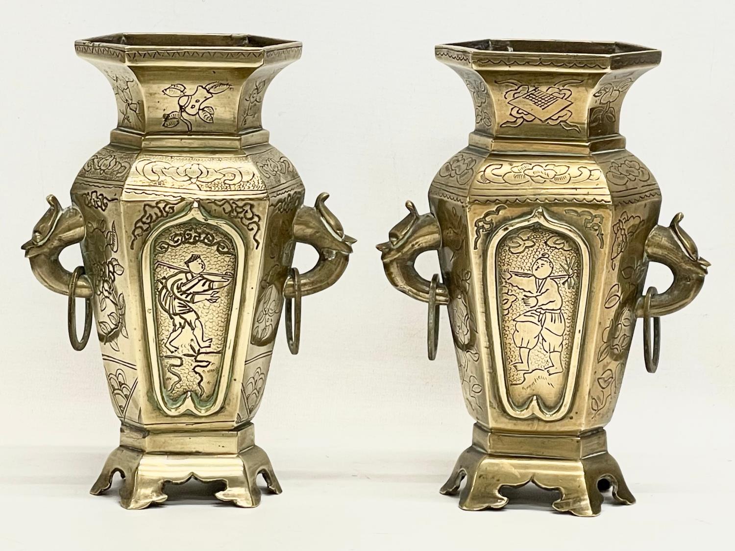 A pair of late 19th century Chinese brass vases. 15x21cm - Image 5 of 5