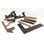 A quantity of vintage tools including a Stanley planer, vice, etc.