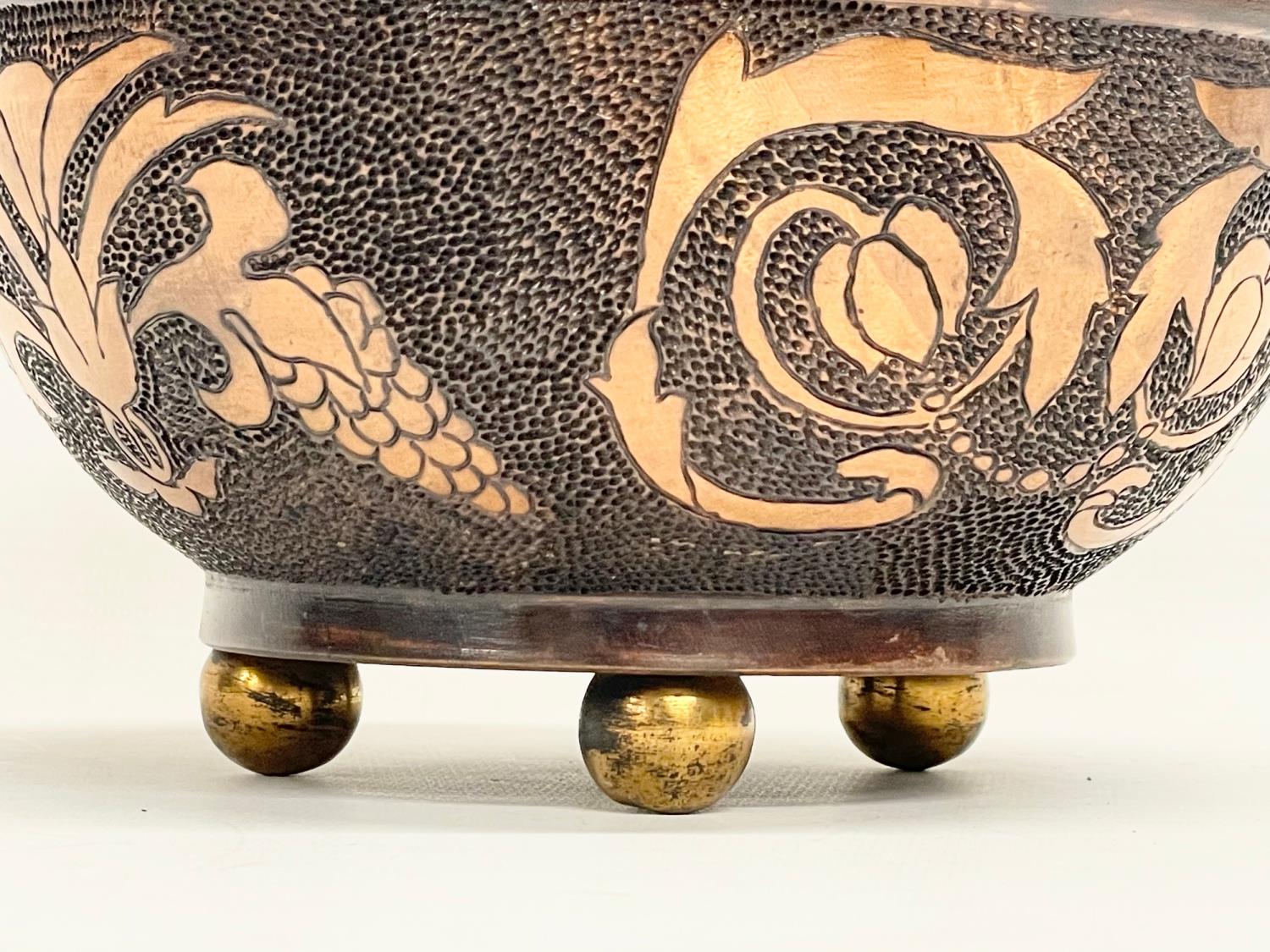 An early 20th century wooden Pokerwork bowl on brass feet. 19.5x11cm - Image 2 of 4