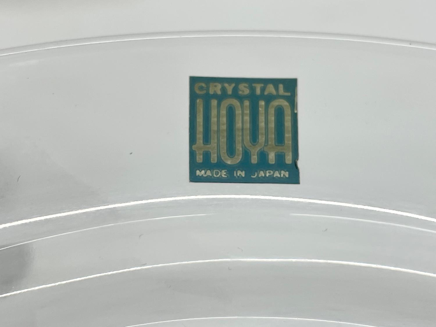 A pair of Hoya Crystal plates, signed T Yamamoto. Japan. 21cm. - Image 3 of 5