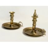 A pair of early 20th century brass chambersticks. 17x13cm