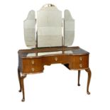 A vintage mahogany Queen Anne style dressing table. 117x50x156cm