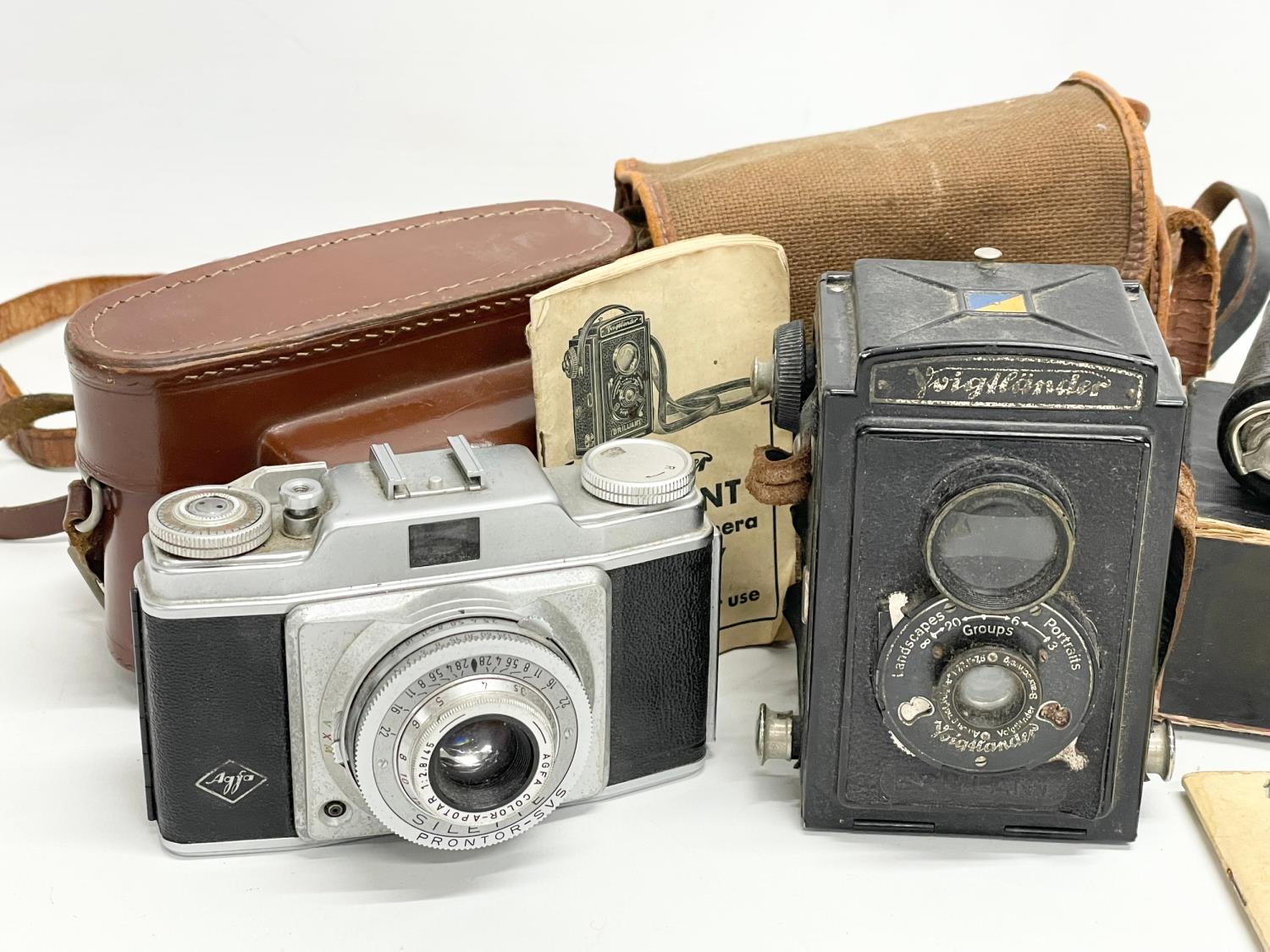 3 vintage cameras. - Image 2 of 3