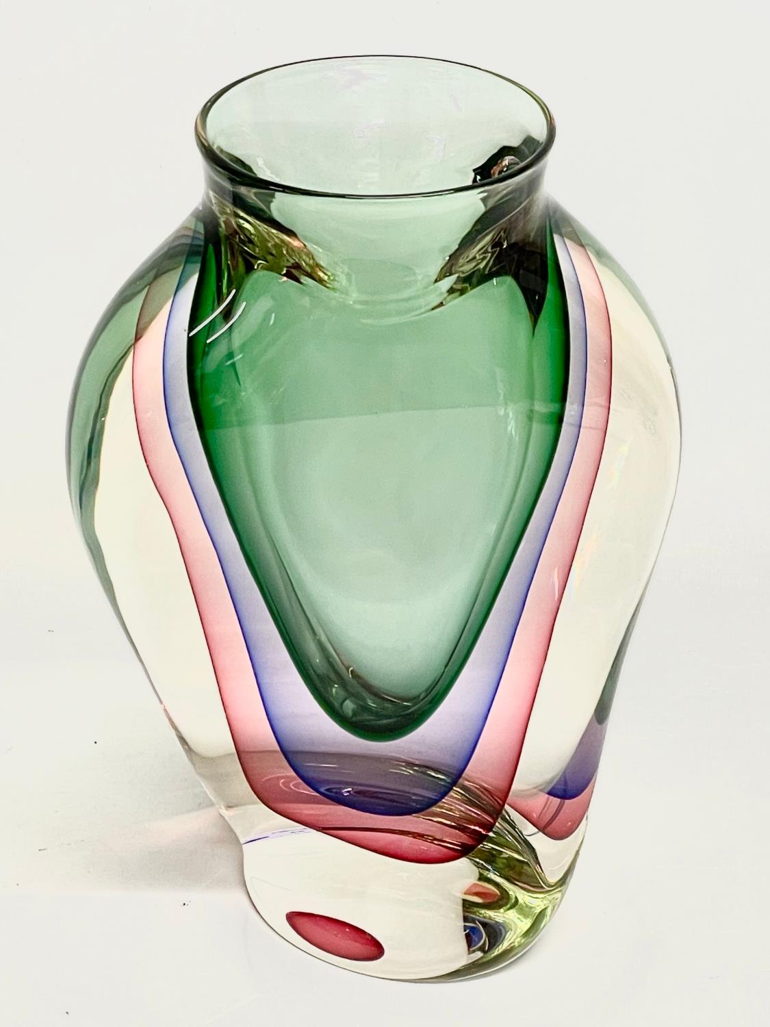A large Luigi Onesto Art Glass ‘Cobra’ vase, designed for Oball Murano Sommerso. 18x11x26.5cm. - Image 5 of 5