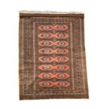 A good quality vintage hand knotted Middle Eastern rug. 27x190cm